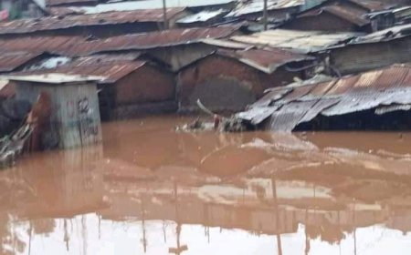KIBRA RIVER BURST ITS BANKS, DISTURBANCING HUNDREDS OF PEOPLE