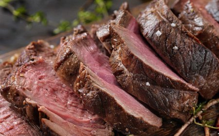 5 REASONS WHY YOU SHOULD AVOID EATING MEAT