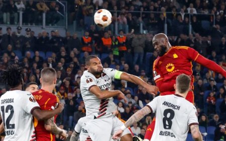 BAYER LEVERKUSEN THRASHES ROMA.