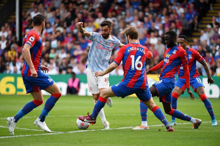 UNITED HUMILIATED BY CRYSTAL PALACE AT SELHURST PARK