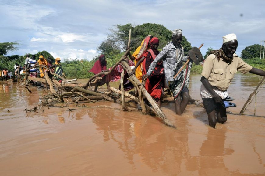 GOVERNMENT SHOULD TAKE ACTION TO MITIGATE EFFECTS OF ONGOING FLOODS