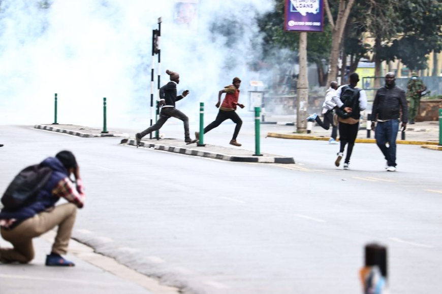 Eldoret Protesters  Vandalise Oscar Sudi Restaraunt